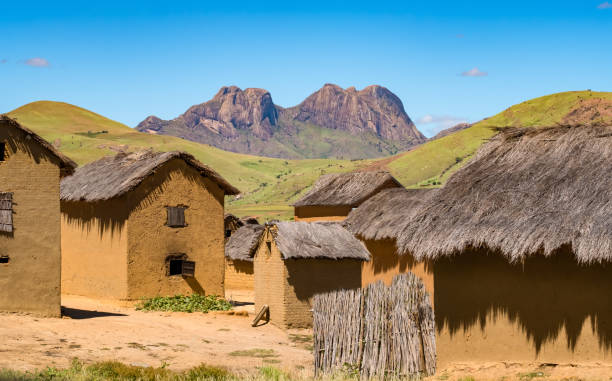 Tandroka – maisons Traditionnelles Malagasy